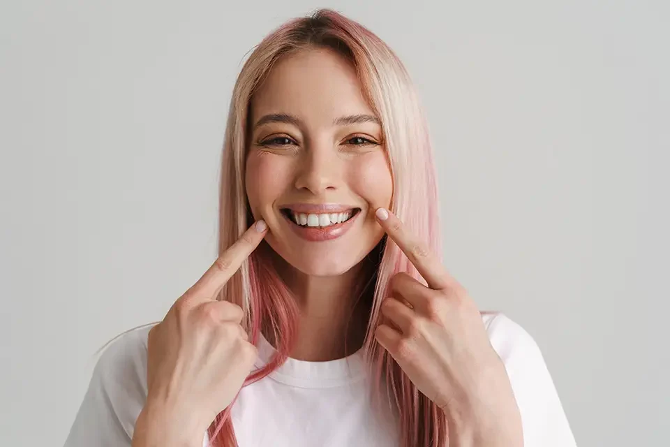 Common Causes of One Tooth Darker Than the Others